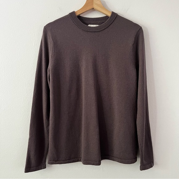 Artefact Sweaters - Artefact Merino Wool Crew Neck Sweater in Dark Purple size medium